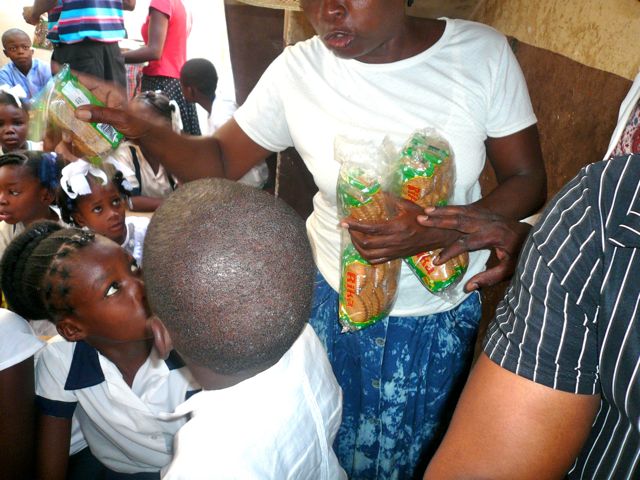 Snack distribution
